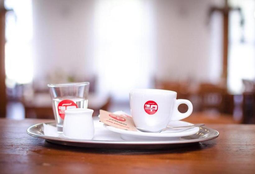 펜션 Penzion U Kostela