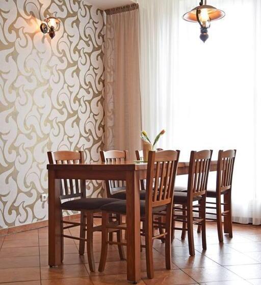 펜션 Penzion U Kostela