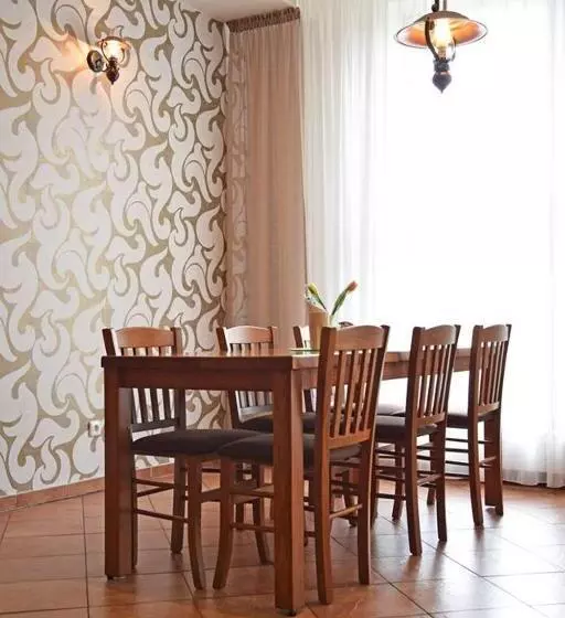 ペンション Penzion U Kostela