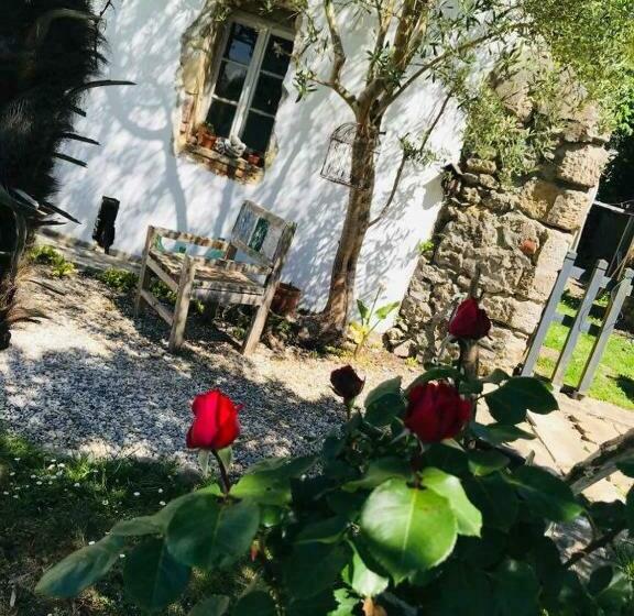 ベッドアンドブレックファースト Maison Du Pierrou