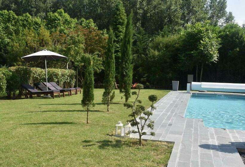 ベッドアンドブレックファースト Maison Du Pierrou