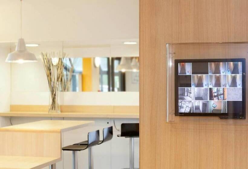 هتل F1 Valenciennes Douchy Les Mines