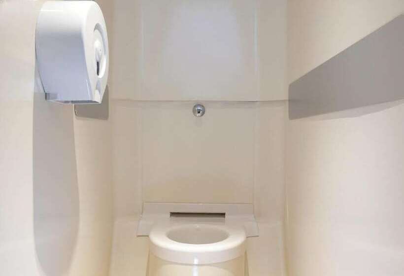 هتل F1 Valenciennes Douchy Les Mines