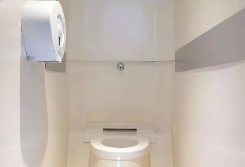 ホテル F1 Valenciennes Douchy Les Mines