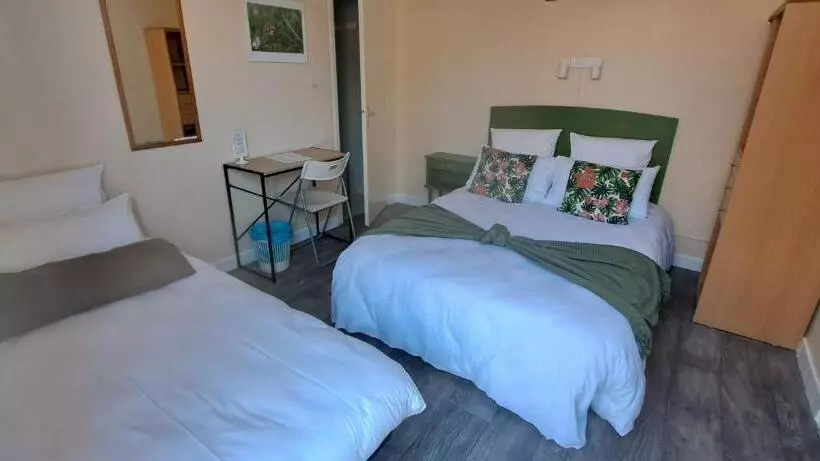 Hotelli Hôtel Au Bon Landais