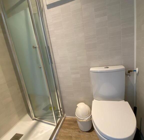 Отель Hôtel Au Bon Landais