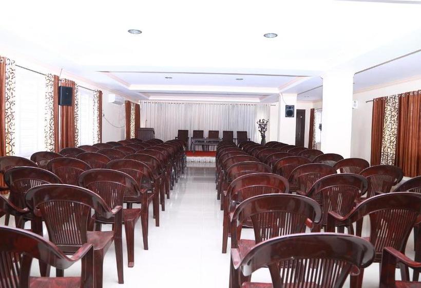 בית מלון כפרי Orison Residency