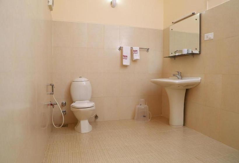 בית מלון כפרי Orison Residency