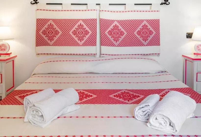 Hotelli Trinità Dei Corsari