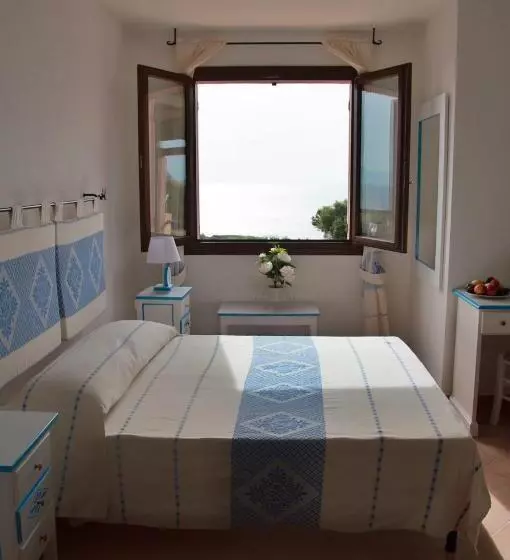 Hotelli Trinità Dei Corsari