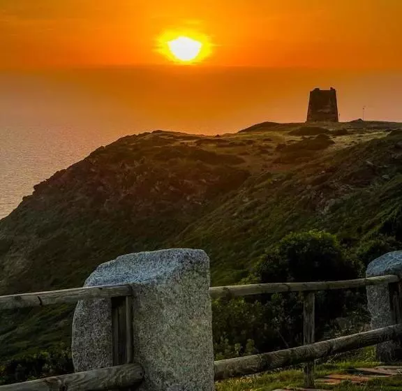 Hotelli Trinità Dei Corsari