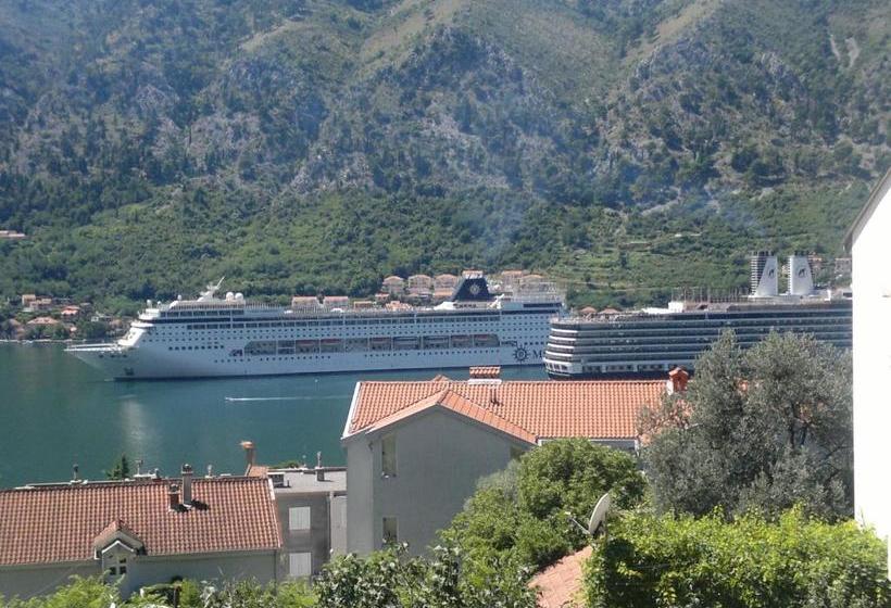 پانسیون Apartments Krivokapic Kotor