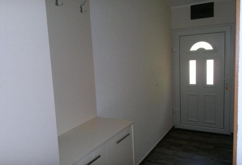 پانسیون Apartments Krivokapic Kotor