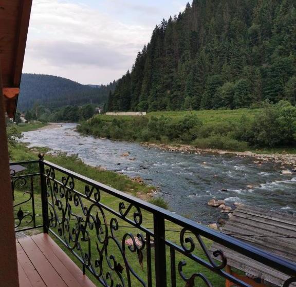 بنسيون Ilkova Sadyba