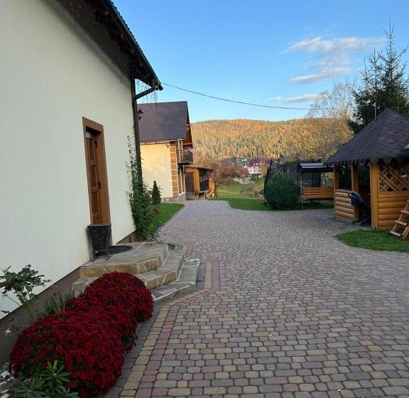 بنسيون Ilkova Sadyba