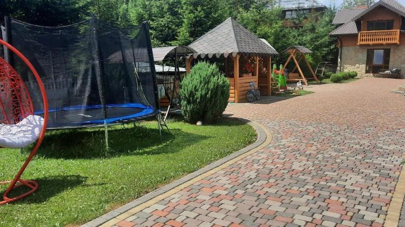 بنسيون Ilkova Sadyba