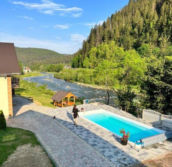 بنسيون Ilkova Sadyba