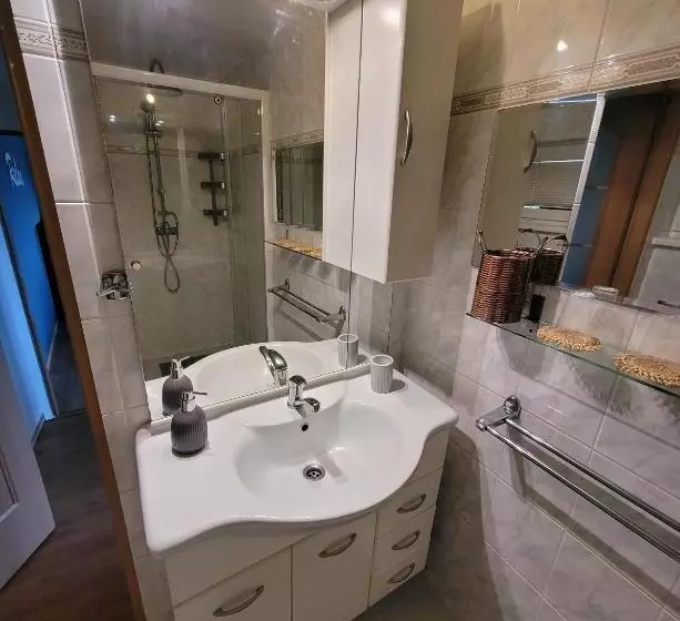 Majatalo Penzion Miromar