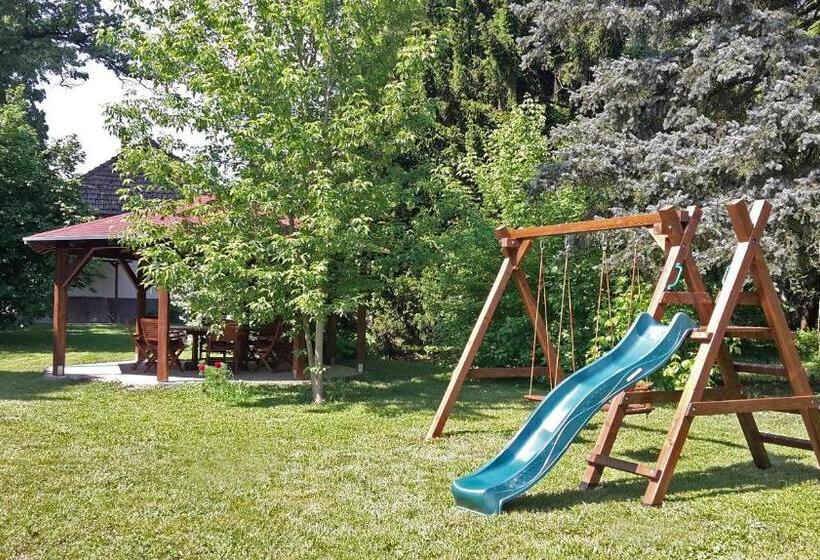 بنسيون Tarjányi Vendégház