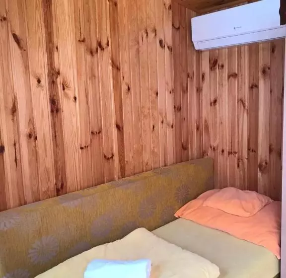 Tó  Party Panoráma Panzió & Wellness