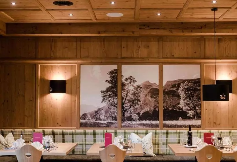 Retkeilymaja Das Naturhotel Die Eng