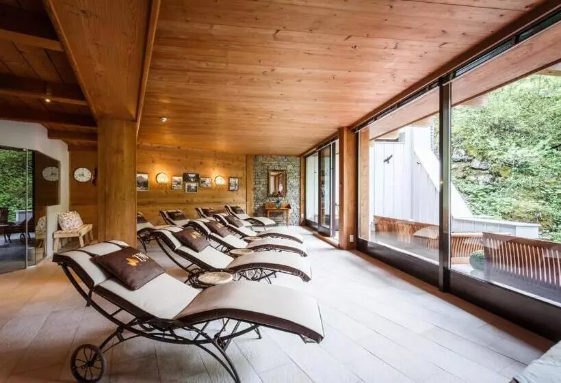 Retkeilymaja Das Naturhotel Die Eng