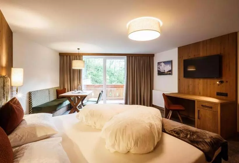 Retkeilymaja Das Naturhotel Die Eng