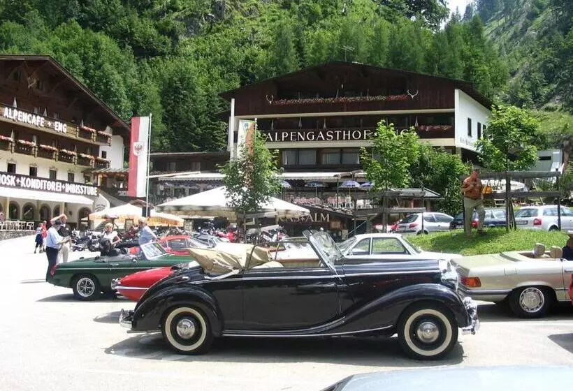 Retkeilymaja Das Naturhotel Die Eng