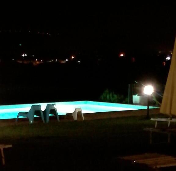 민박 Il Gallo Del Vicino