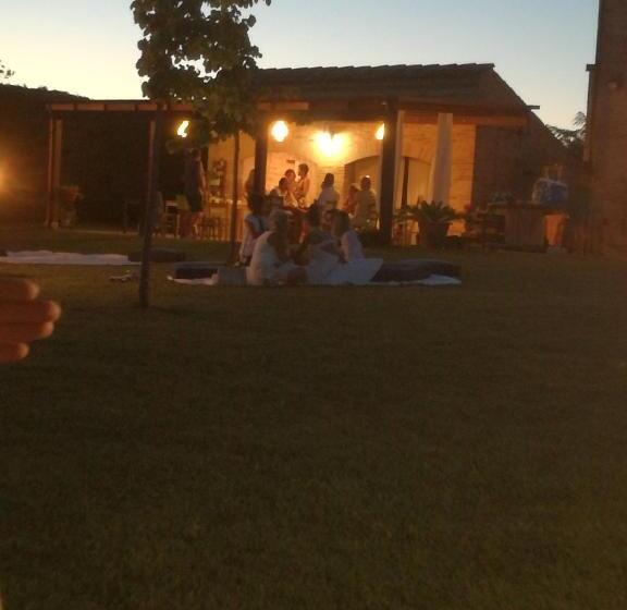 민박 Il Gallo Del Vicino