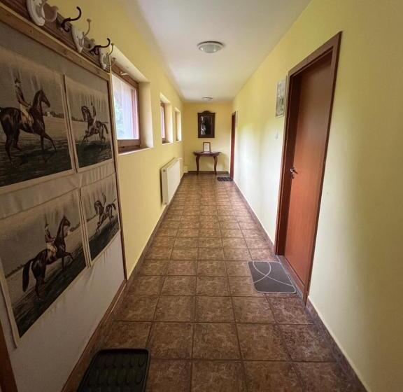 膳宿费 Erdei Vendégház