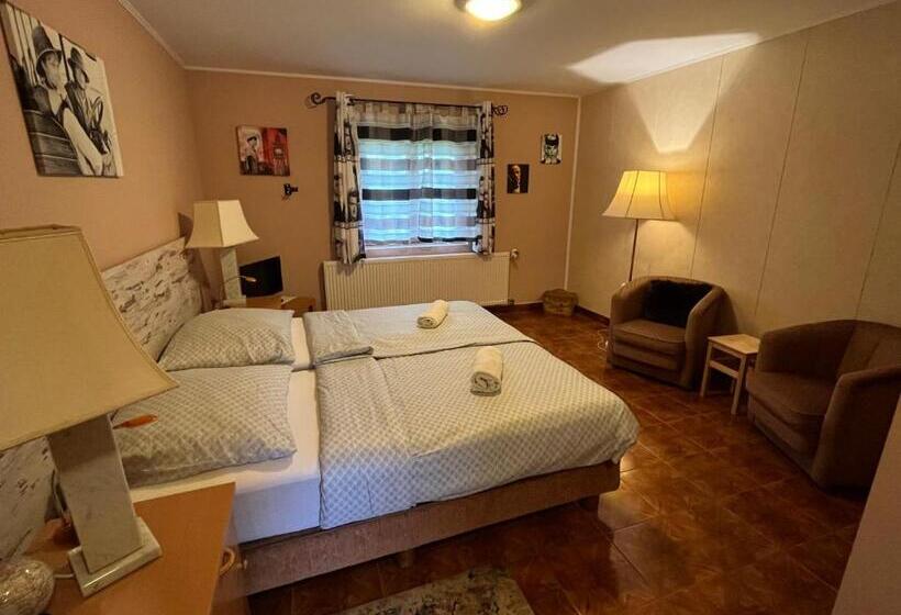 膳宿费 Erdei Vendégház