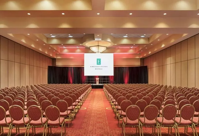 Embassy Suites By Hilton San Marcos Hotel Conference Center
