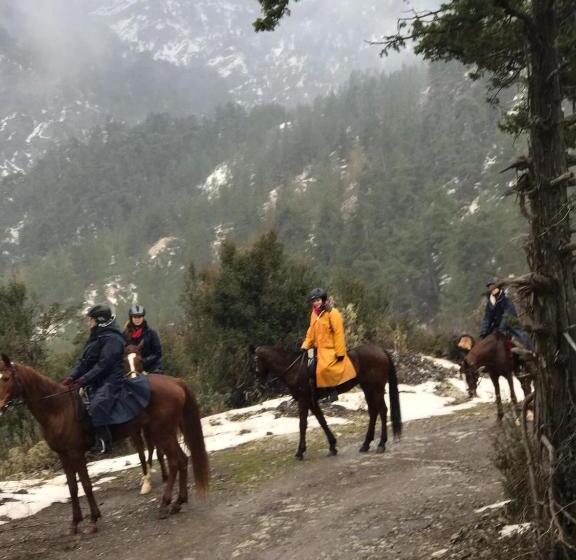 בית מלון כפרי Berke Ranch & Nature