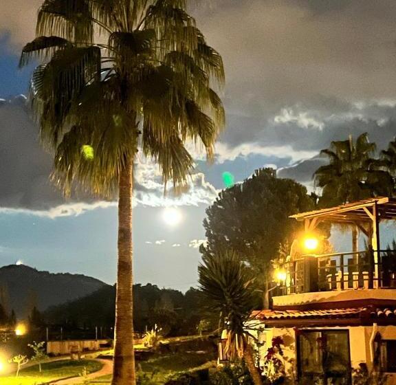 בית מלון כפרי Berke Ranch & Nature