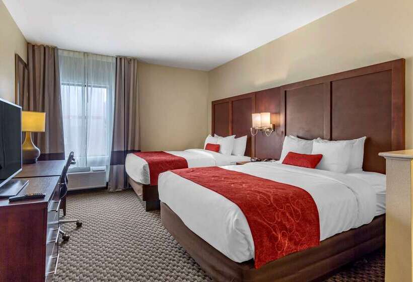 בית מלון כפרי Comfort Suites