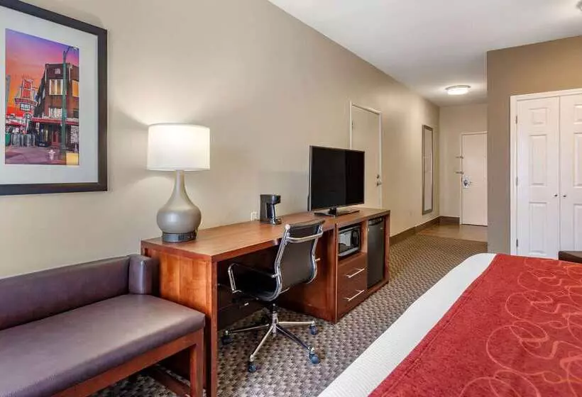 فندق Comfort Suites