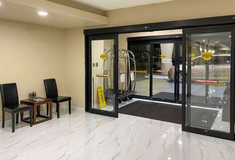 فندق Comfort Suites Kings Bay Naval Base Area