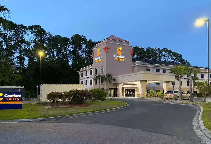 Hotel Comfort Suites Kings Bay Naval Base Area