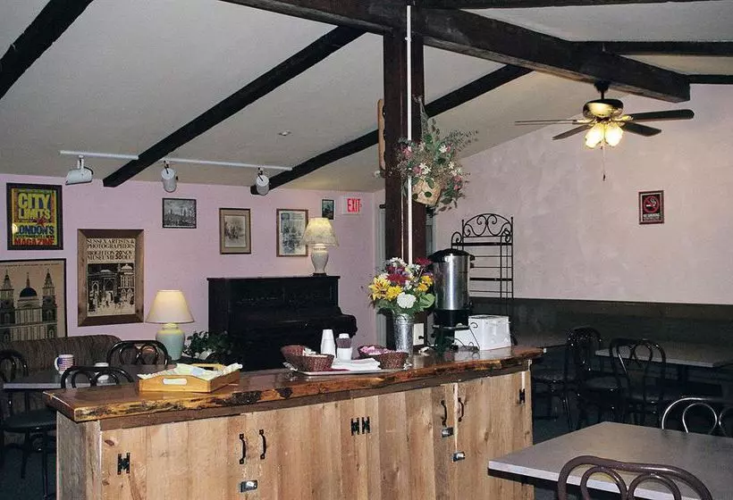 ホテル Budget Host Killington