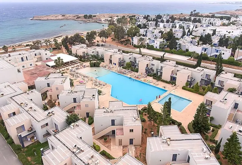Hotelli Electra Beach Holiday Village