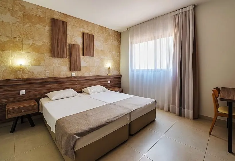Hotelli Electra Beach Holiday Village