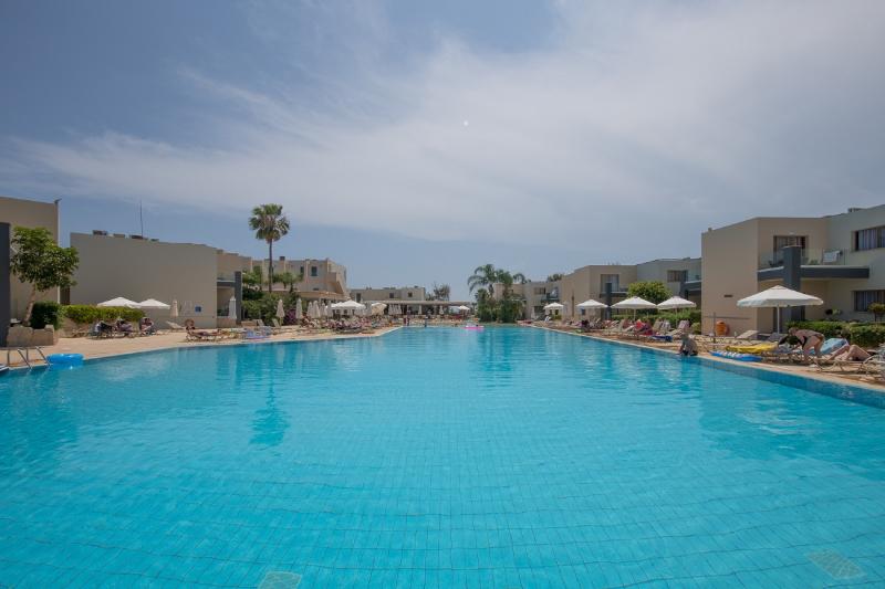 فندق Electra Holiday Village Water Park Resort
