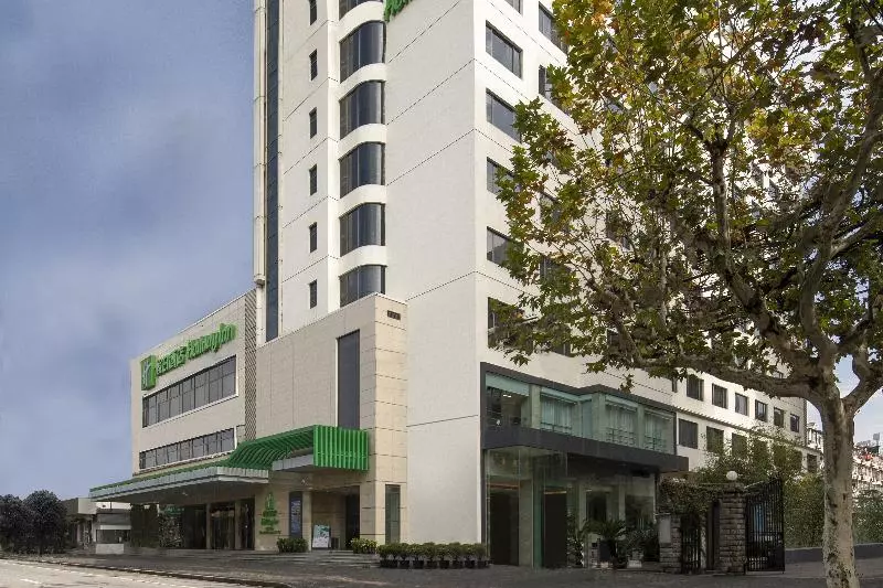 호텔 Holiday Inn Shanghai Hongqiao Central, An Ihg