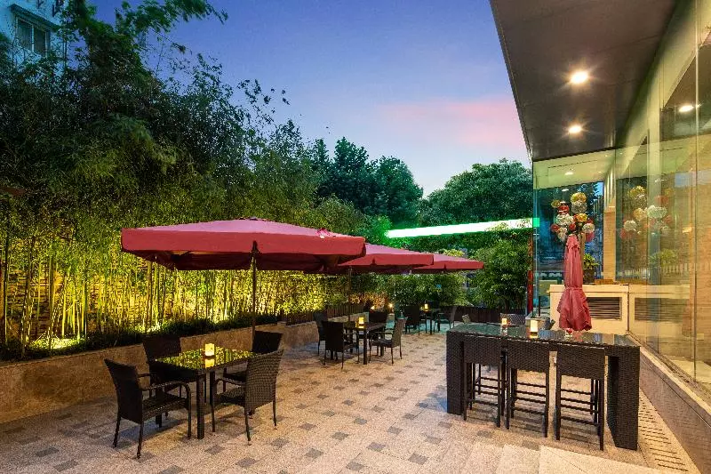 호텔 Holiday Inn Shanghai Hongqiao Central, An Ihg