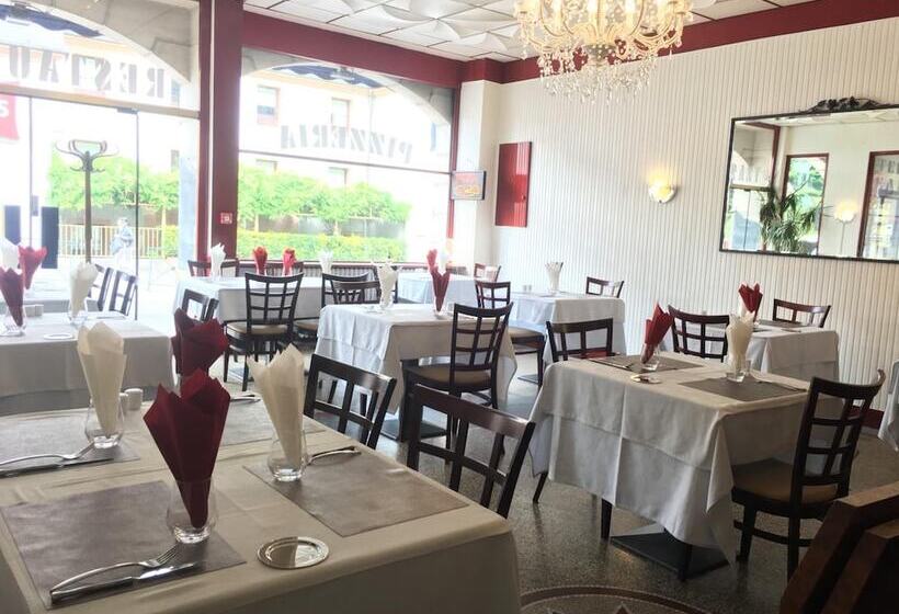 هتل Hôtel Océan