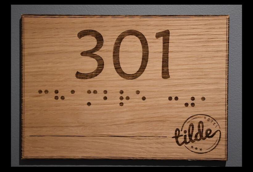 ホテル Hôtel Tilde