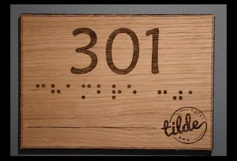 ホテル Hôtel Tilde