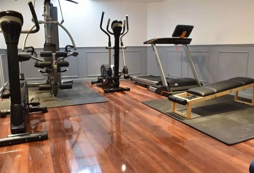 ホテル Hôtel Tilde