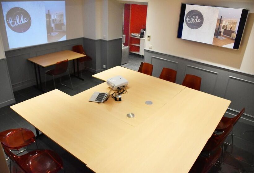 ホテル Hôtel Tilde